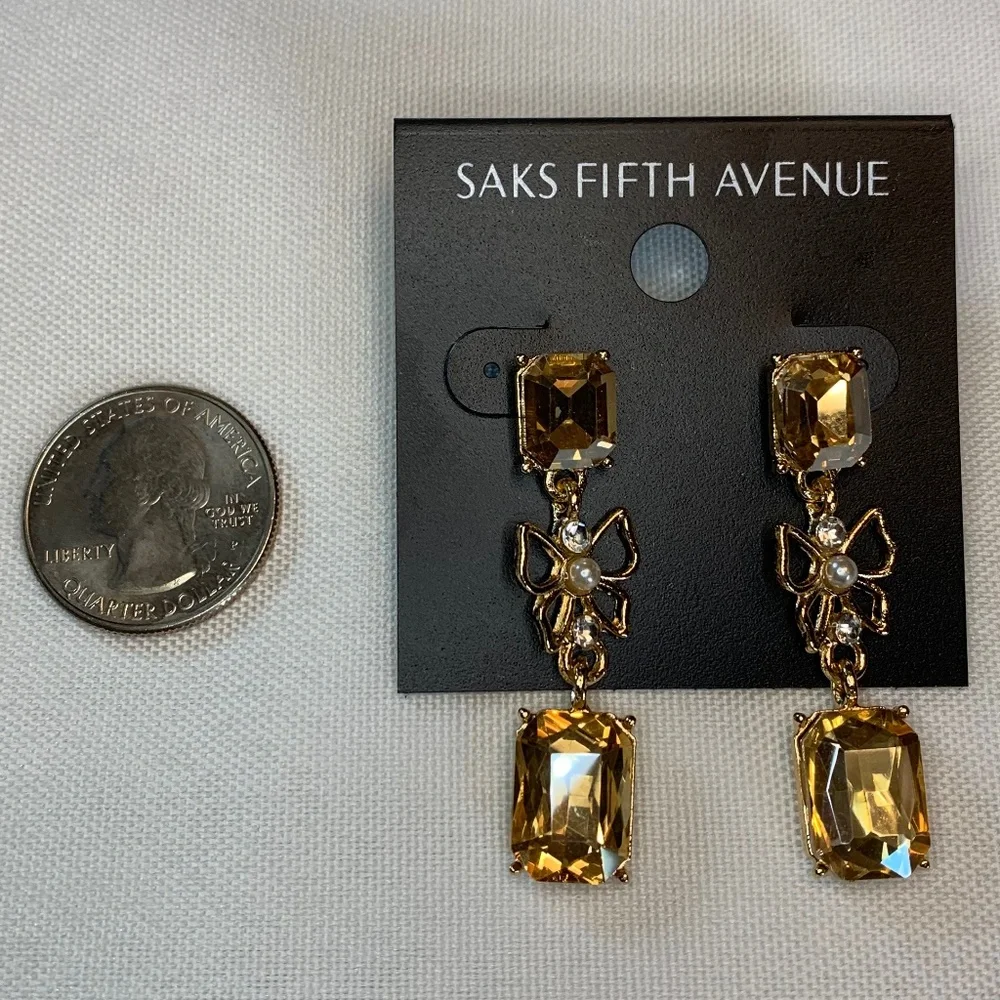 NWT Saks Fifth Avenue Beautiful Butterfly Pierced Dangle Earrings w/ Yellow Cabs